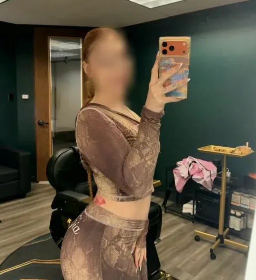 Eva, 27 años